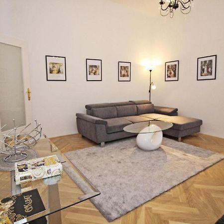 Ferienwohnung Klimt فيينا المظهر الخارجي الصورة
